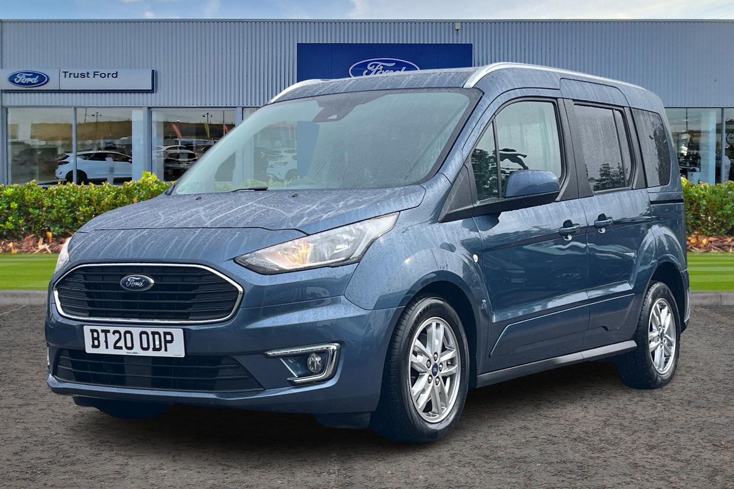 Ford TOURNEO CONNECT Photo 4