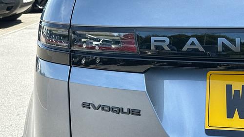 Land Rover Range Rover Evoque Photo autoimg-fcacefb300f05239064d95b34b56934bf21019f1.jpg