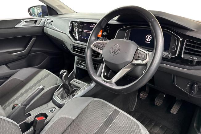 VOLKSWAGEN Polo Photo 6