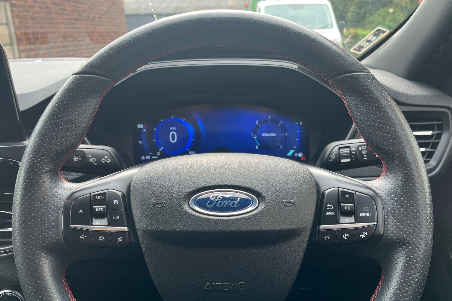 Ford KUGA Photo 11