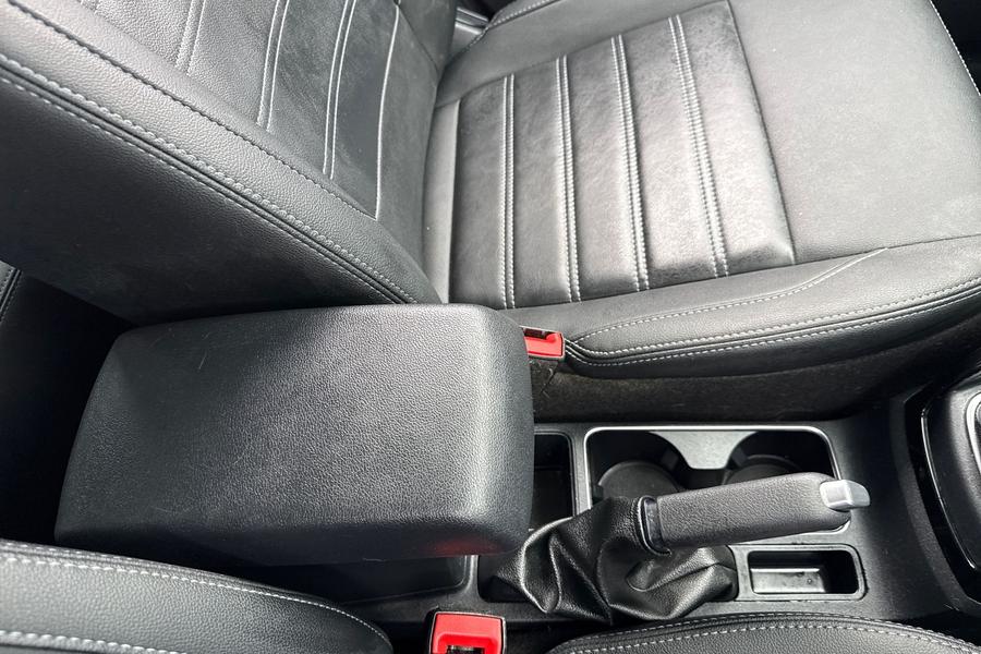 Ford ECOSPORT Photo autoimg-fcb1234fb2e8c733e3e1af653de85bebf6baac62.jpg