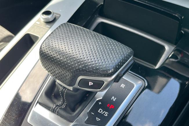 AUDI Q5 Photo 29