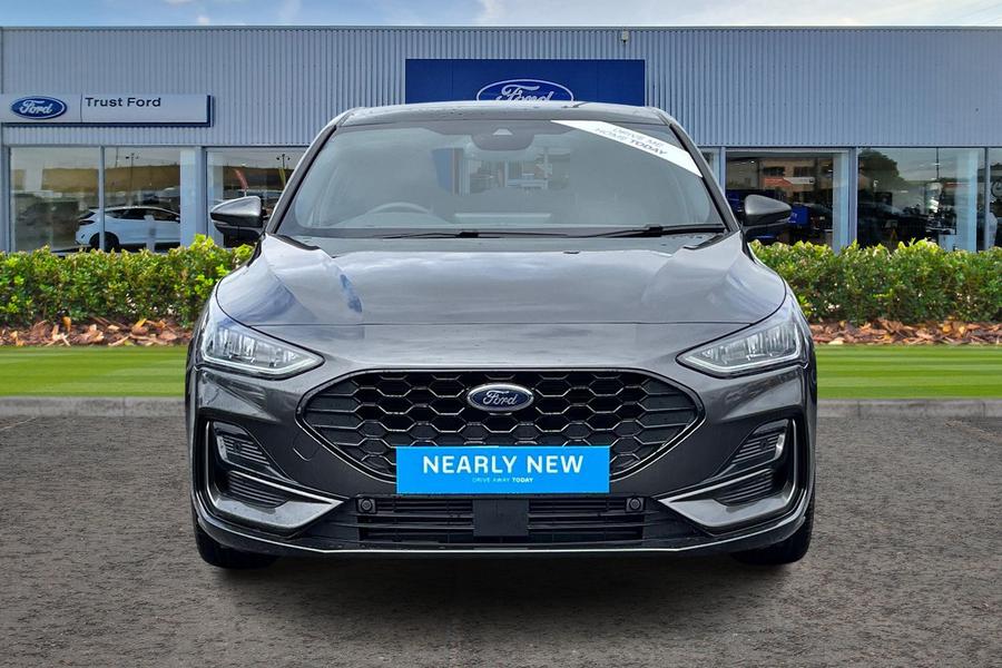 Ford FOCUS Photo autoimg-fcb57bbdfd2f97f4aa6cf442fd0e631bd6bc782b.jpg