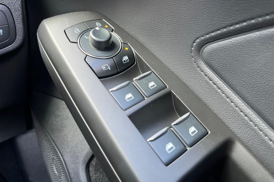 Ford Focus Photo autoimg-fcb5dde63fe34ecb3c774f095b897774949a1bc3.jpg