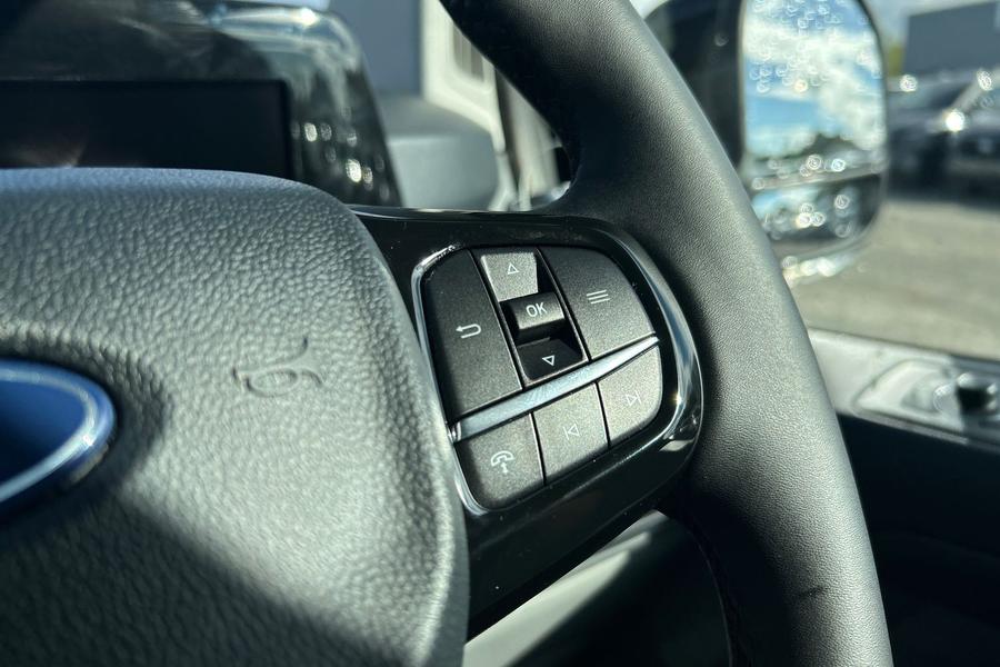Ford TRANSIT CUSTOM Photo autoimg-fcb5f3caacc8a26b06849891b769fd84756f1c79.jpg