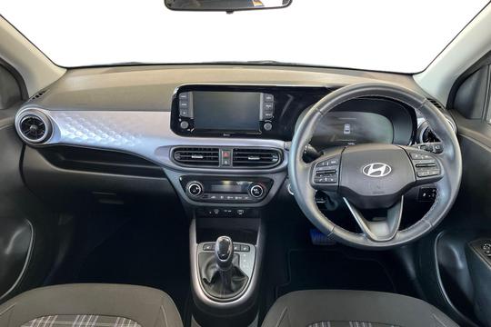 Hyundai i10 Photo autoimg-fcb906ebbbc8ee04faf389e5268d62f1e2f1d8b6.jpg