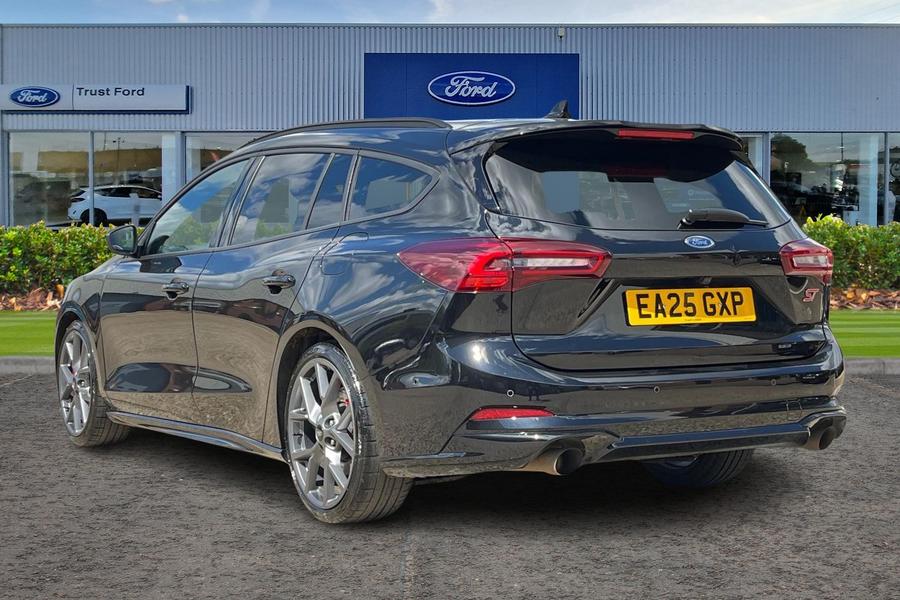 Ford Focus Photo autoimg-fcbd439a8089c15ddec92a53ea4536e71d00baa7.jpg