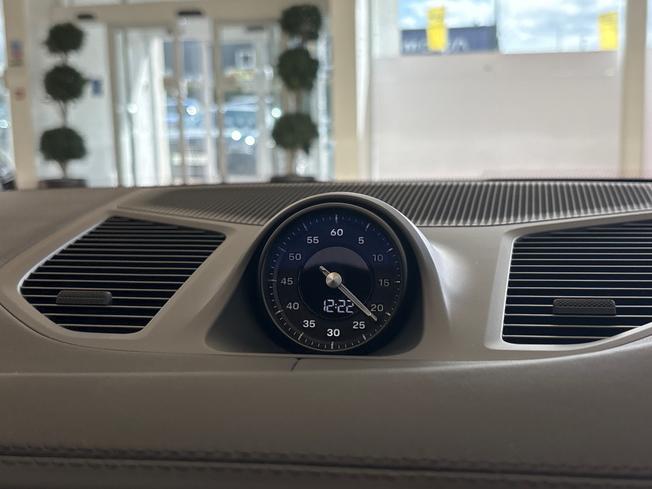 PORSCHE Cayenne Photo 18