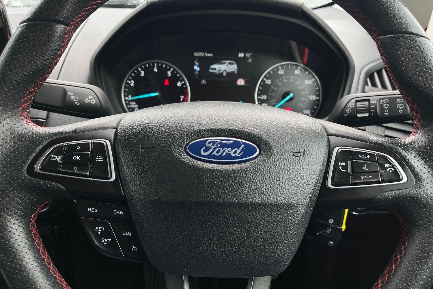 Ford EcoSport Photo 11