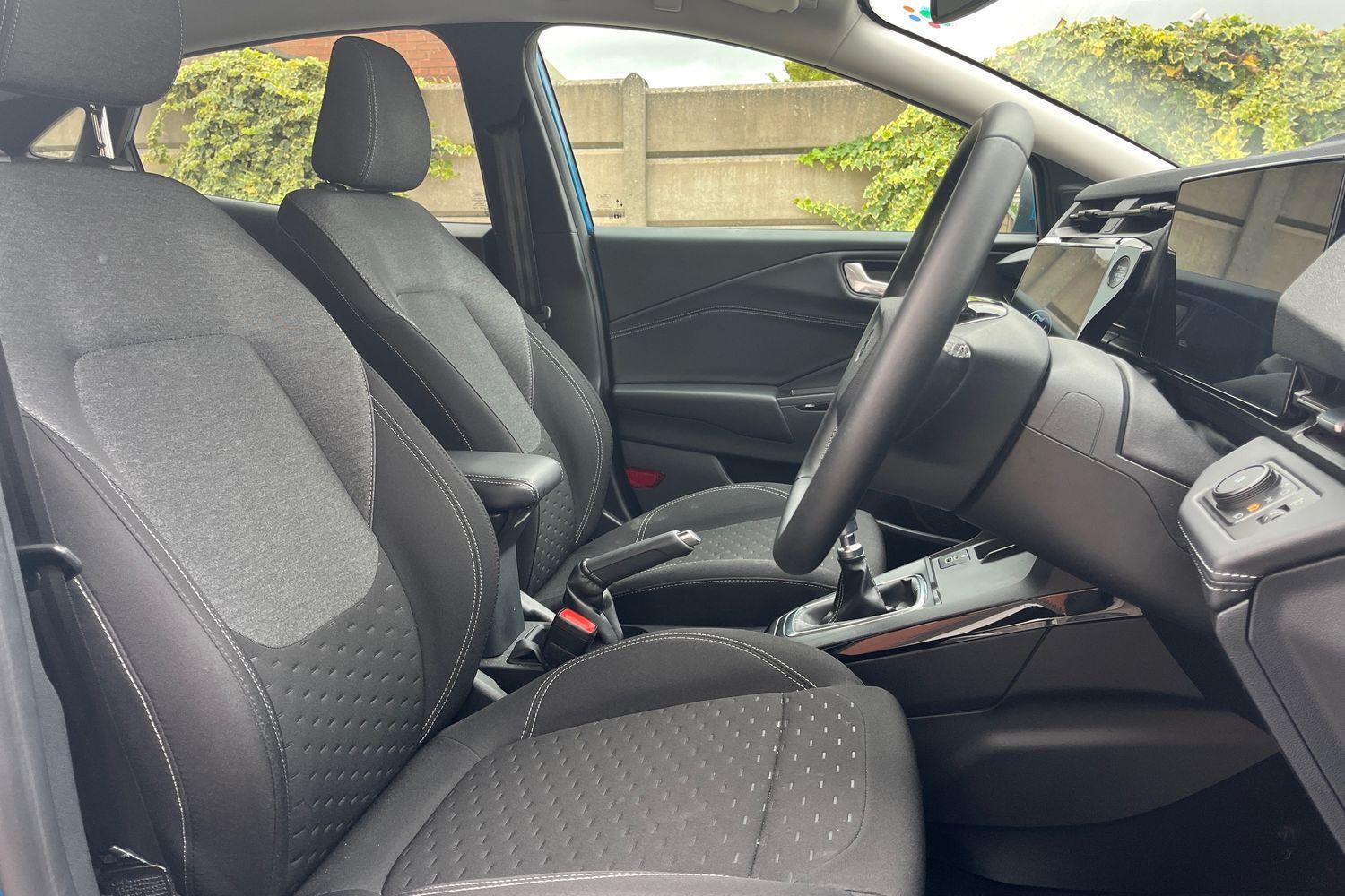 Ford PUMA Photo 16