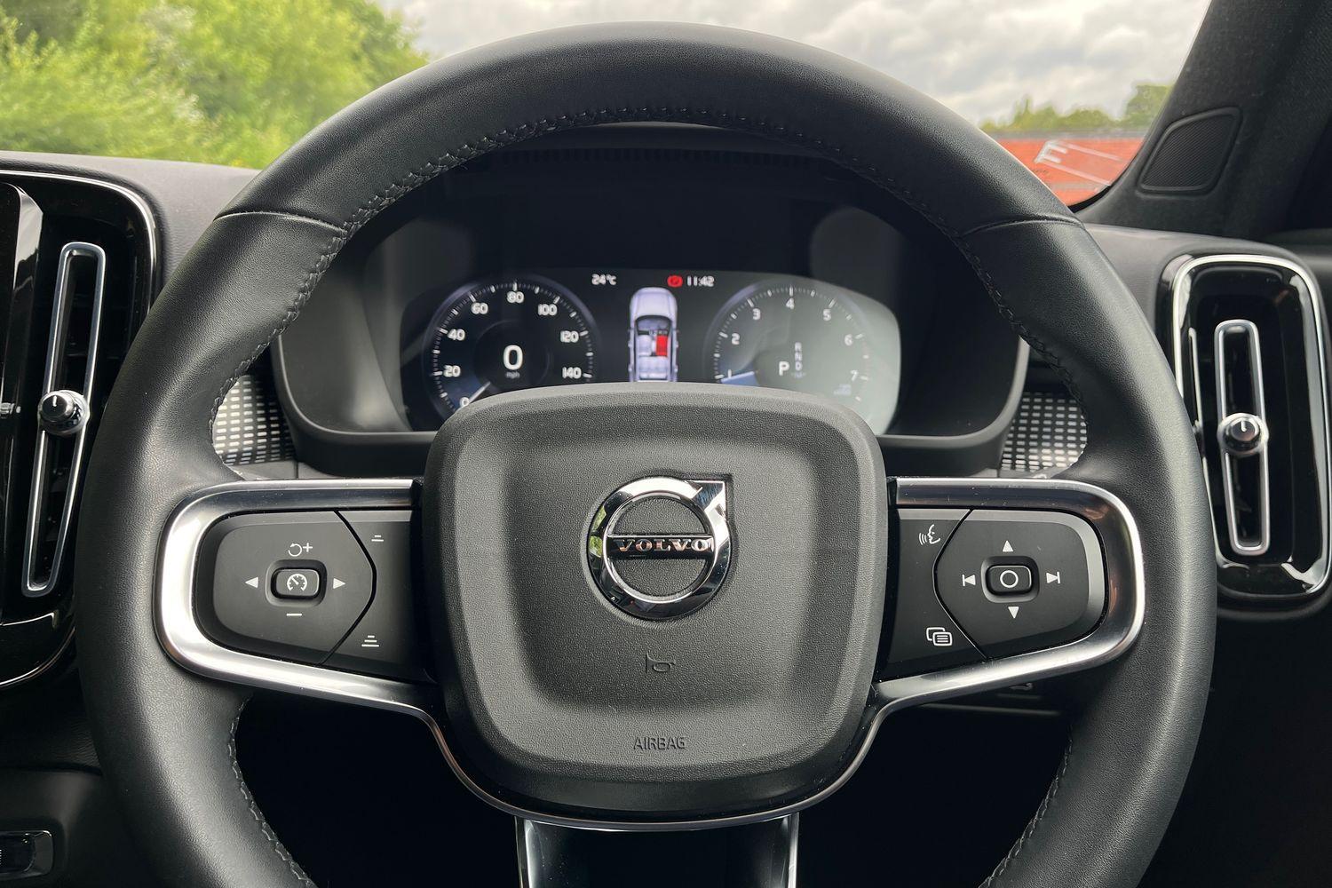 Volvo XC40 Photo 11