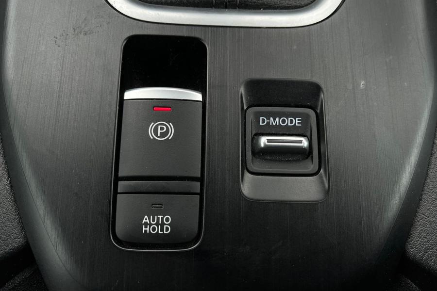 Nissan Qashqai Photo autoimg-fcc909feeeb30365a005720b72d53e36a6ced12a.jpg