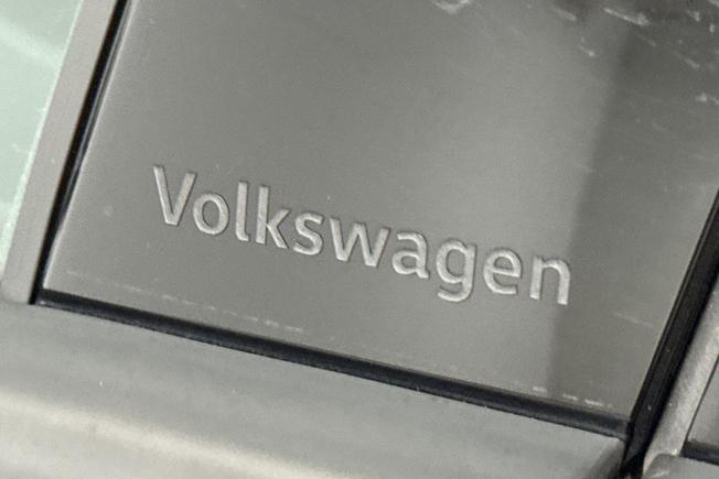 Volkswagen Golf Photo 33