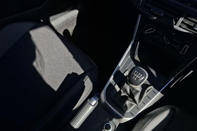 VOLKSWAGEN Polo Photo 25