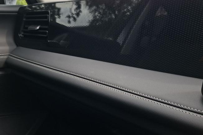 VOLKSWAGEN Tiguan Photo 26