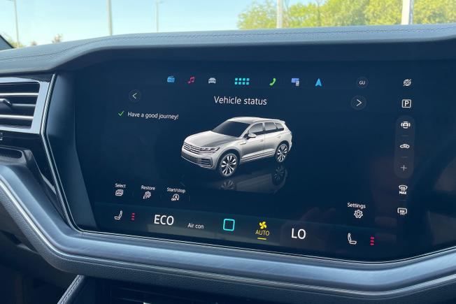 VOLKSWAGEN Touareg Photo 24
