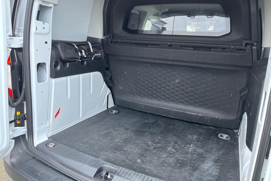 Used Ford TRANSIT CONNECT 5