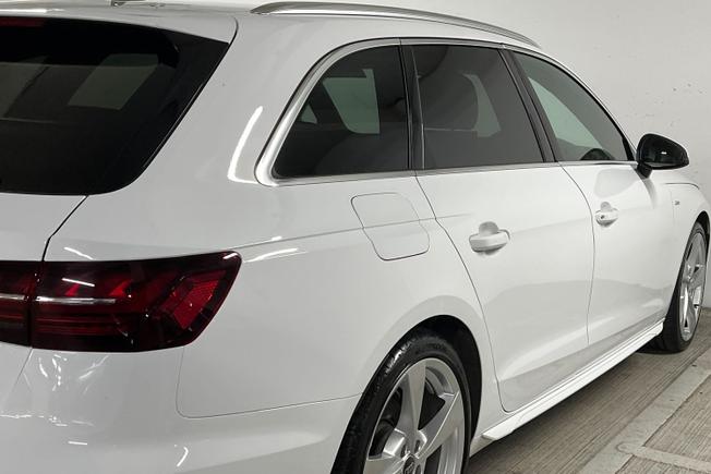 Audi A4 Avant Photo 28