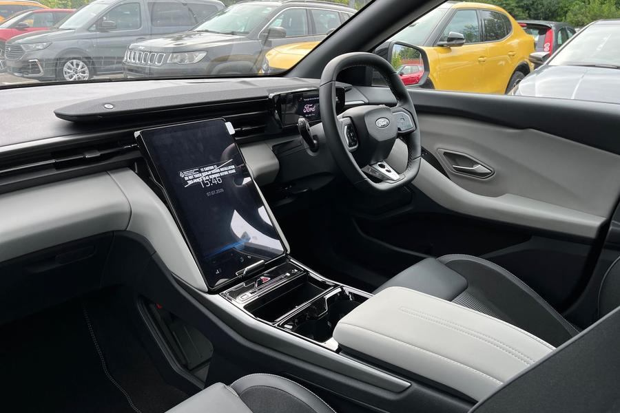 Ford Capri Photo autoimg-fcceba6fcaf13c69ec0a0e8d5c56bcb64a410546.jpg
