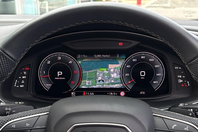 AUDI Q7 Photo 37