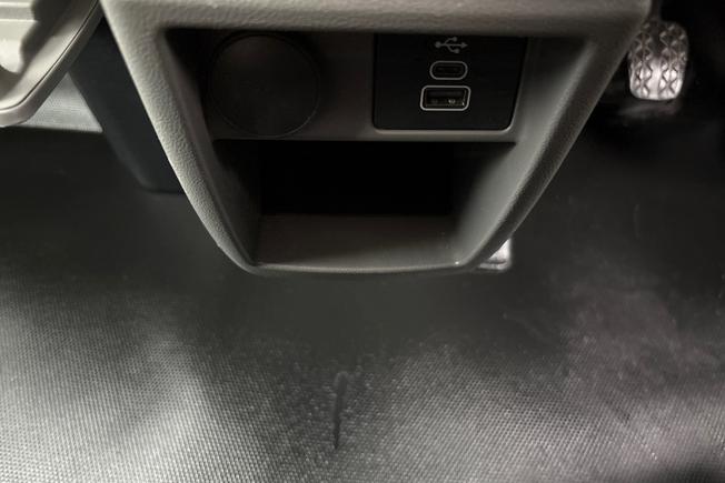 Volkswagen Transporter Photo 24