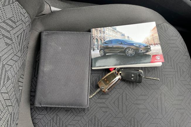 VAUXHALL Corsa Photo 30