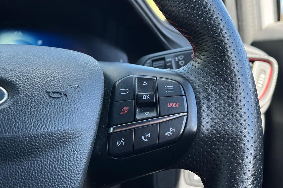 Ford Puma Photo autoimg-fcdf67a1b911330203b56ddc9e75112a2c24bd0b.jpg