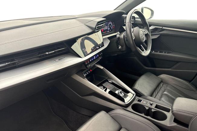 AUDI A3 Photo 2