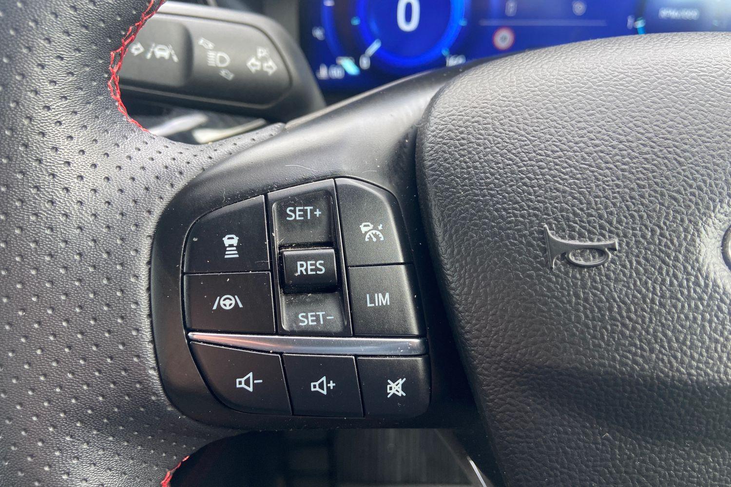 Ford FOCUS Photo 26