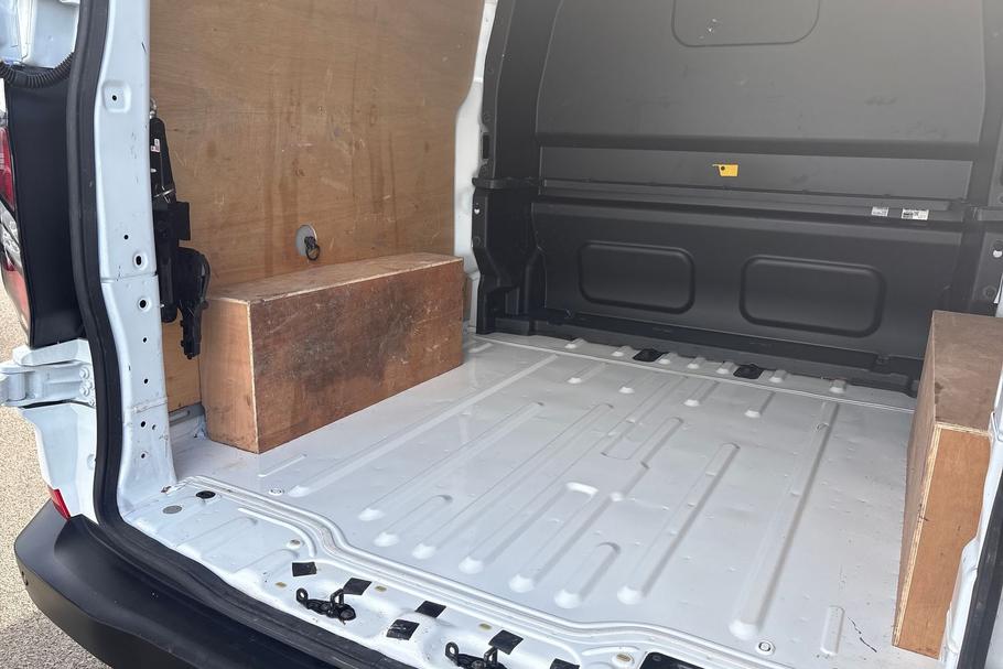 Used FORD TRANSIT CUSTOM EA75HHB 5