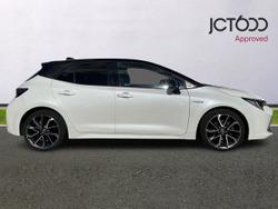 TOYOTA Corolla Photo 4