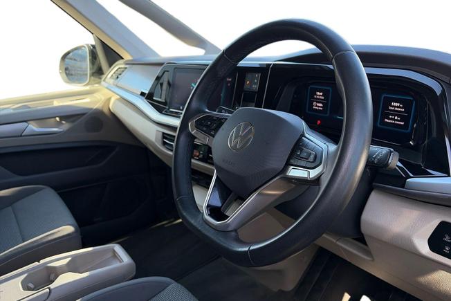 VOLKSWAGEN Multivan Photo 10