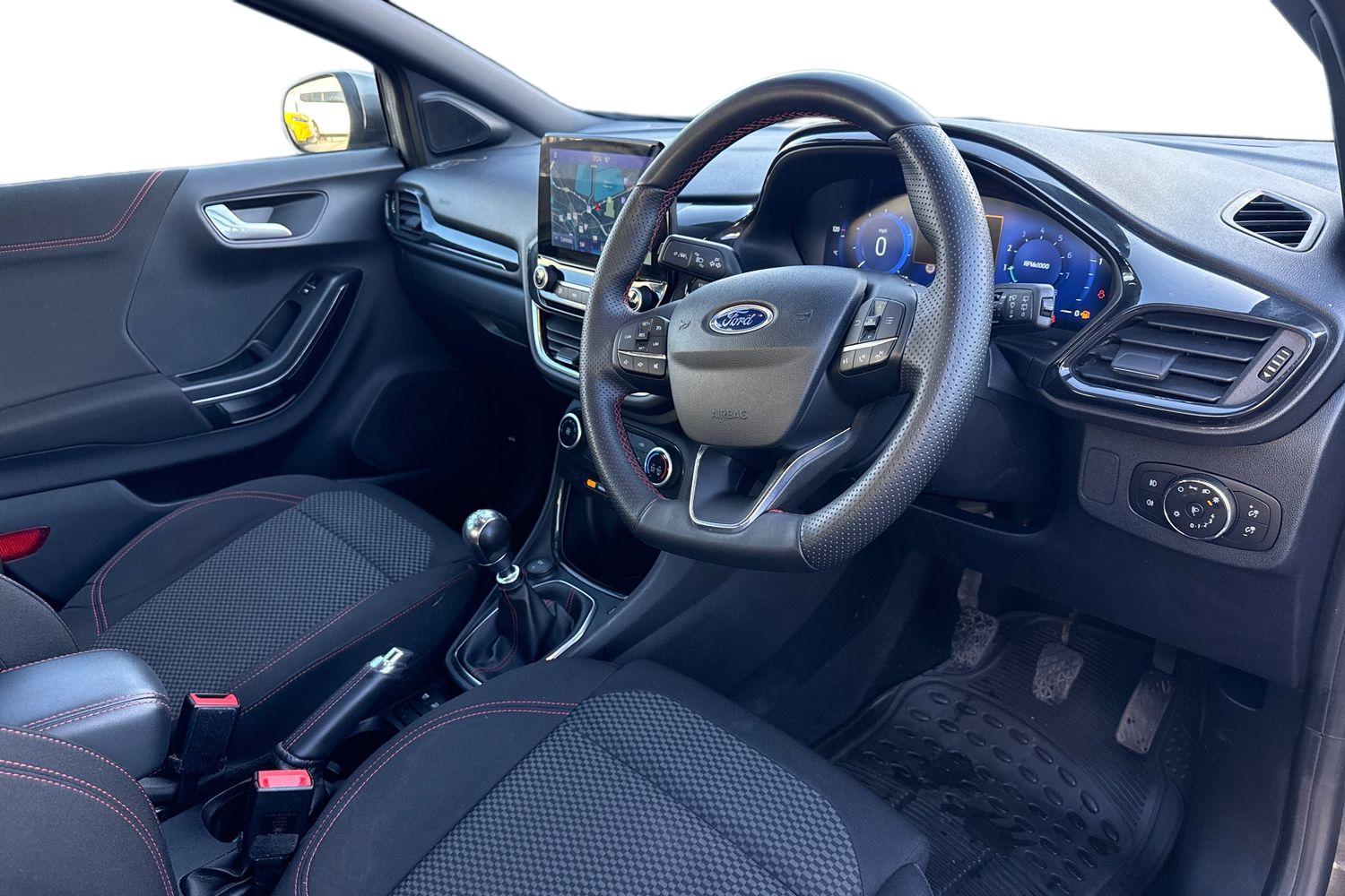 Ford PUMA Photo 8
