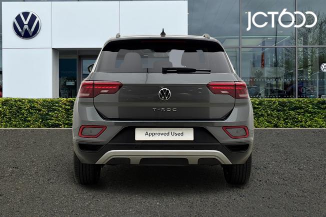 VOLKSWAGEN T-Roc Photo 7