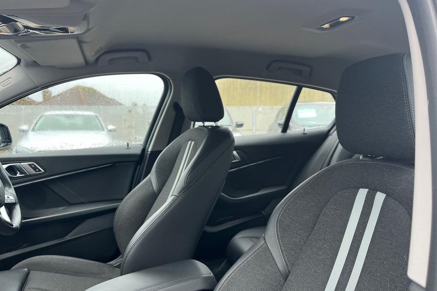 BMW 1 SERIES Photo autoimg-fcf03e3443da4e2b01645c4c7852986861a3874e.jpg