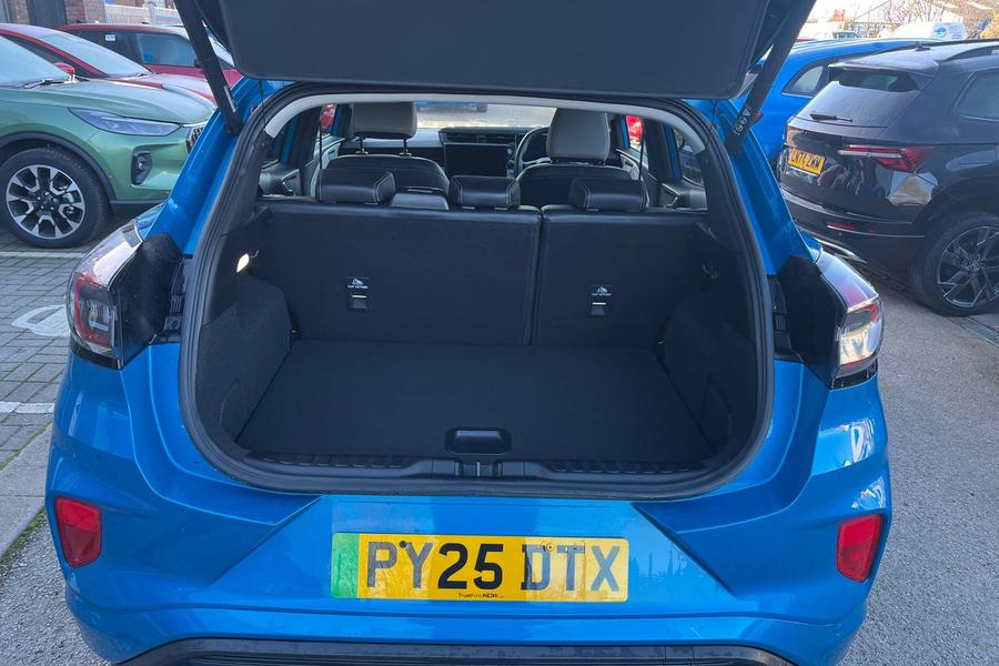 Ford Puma Gen-E Photo autoimg-fcf4050c7fc0388f14edc575a4c50a1cf328ed2b.jpg