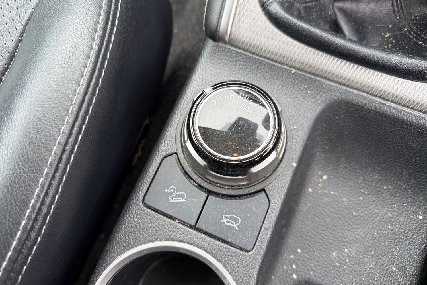 Mitsubishi L200 Photo 34