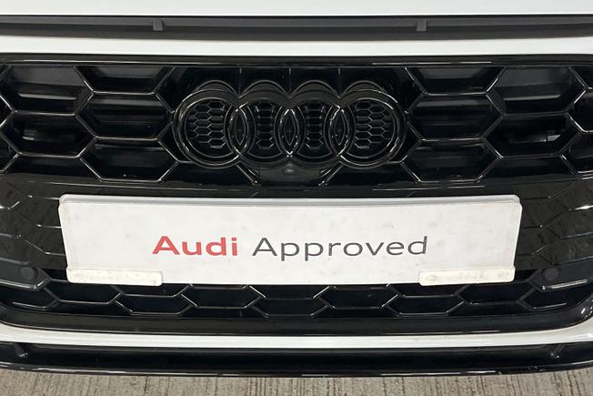 Audi A4 Photo 39