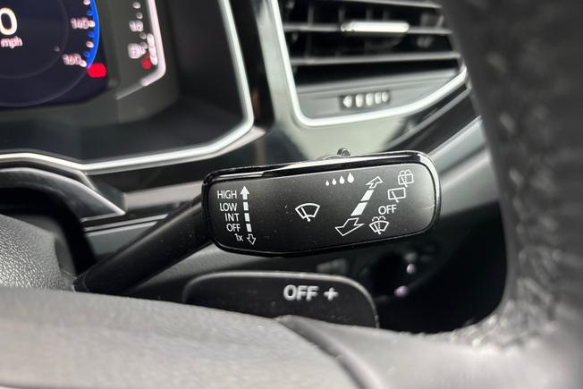 VOLKSWAGEN Polo Photo 30