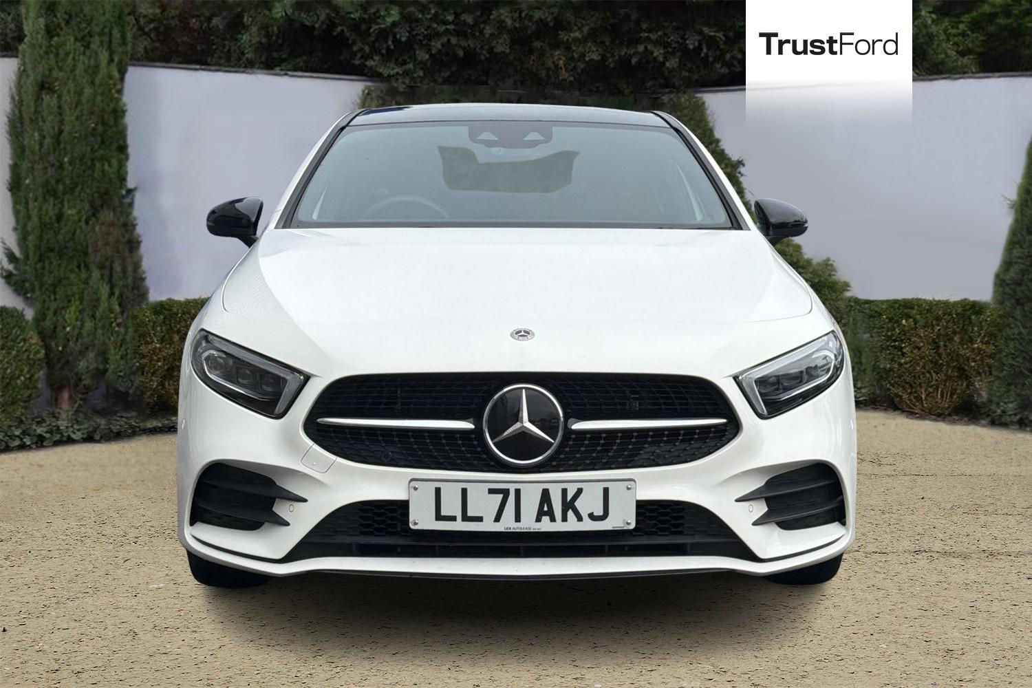 Mercedes-Benz A CLASS Photo 5