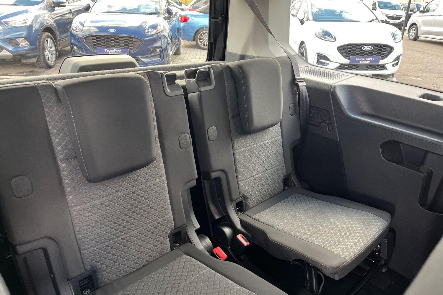 Ford Grand Tourneo Connect Photo 37