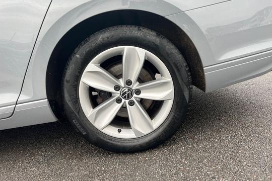 Volkswagen Passat Photo autoimg-fd053217947eba7e33b1578bb4b29b3f6620ce69.jpg