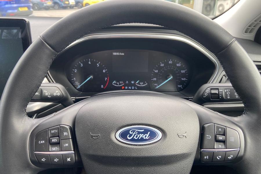 Ford FOCUS Photo autoimg-fd06b1c32b2971ea132ab23507f79664a2cbf512.jpg