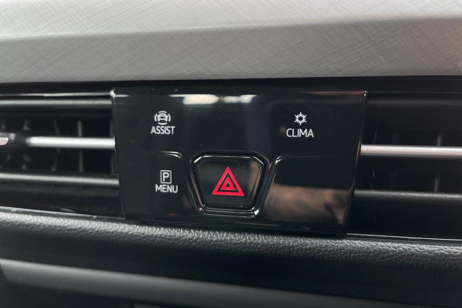 Volkswagen Golf Photo autoimg-fd07c7532a7c50f266ae13fbee14d8512ce43ad3.jpg