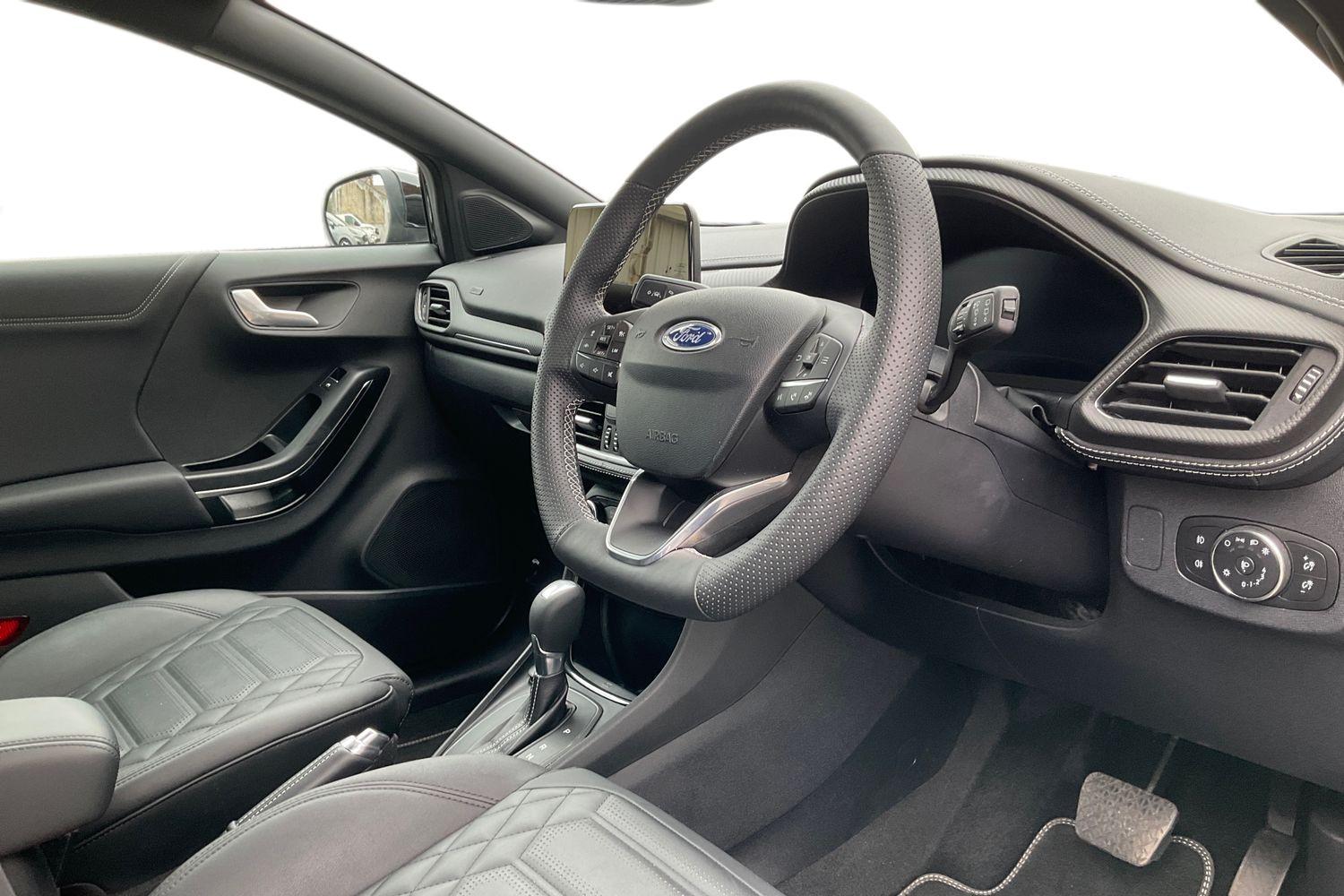 Ford PUMA Photo 8