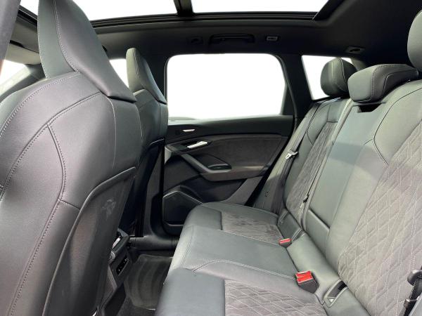 Audi Q6 e-tron Photo autoimg-fd0a58c6c4122337d2aabcb923ae3f4648c28923.jpg