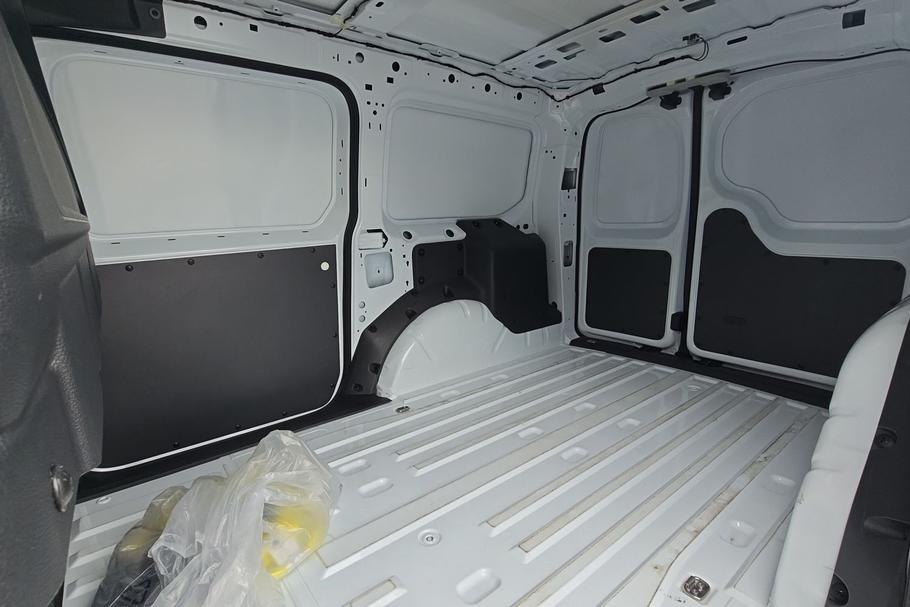 Used Ford TRANSIT CONNECT 5