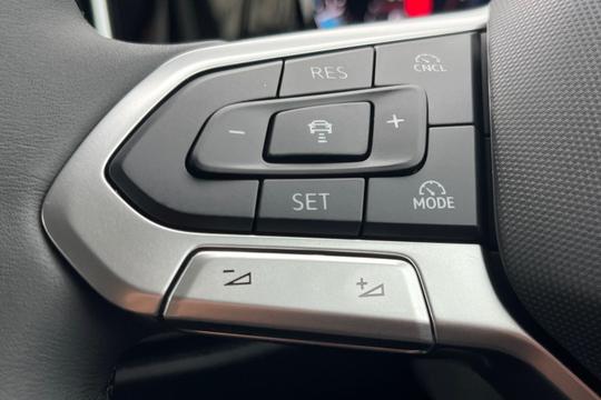 Volkswagen Golf Photo autoimg-fd0fb747111bbfbb19811a2e784ca089147f8265.jpg