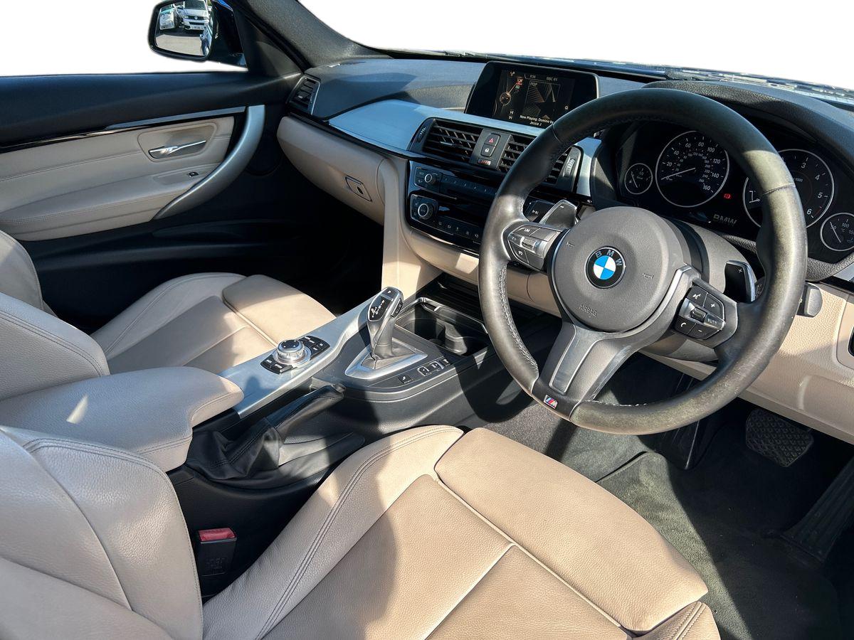 BMW 3 Series Photo 19