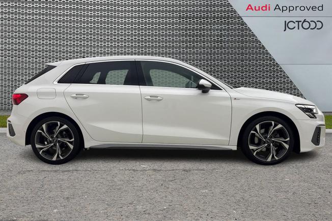 AUDI A3 Photo 4